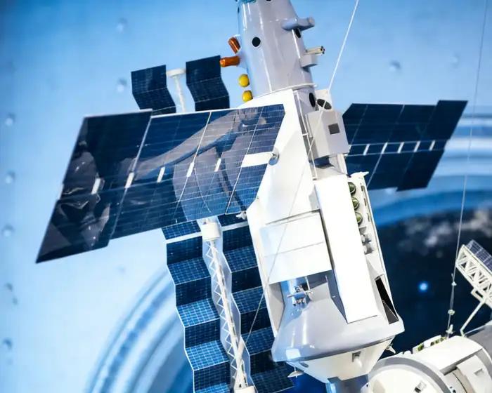 MIT SSL & Jili Intelligent: Präzisionskomponenten für Forschungssatelliten