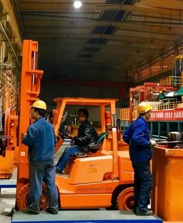 Die casting factory workshop view 5