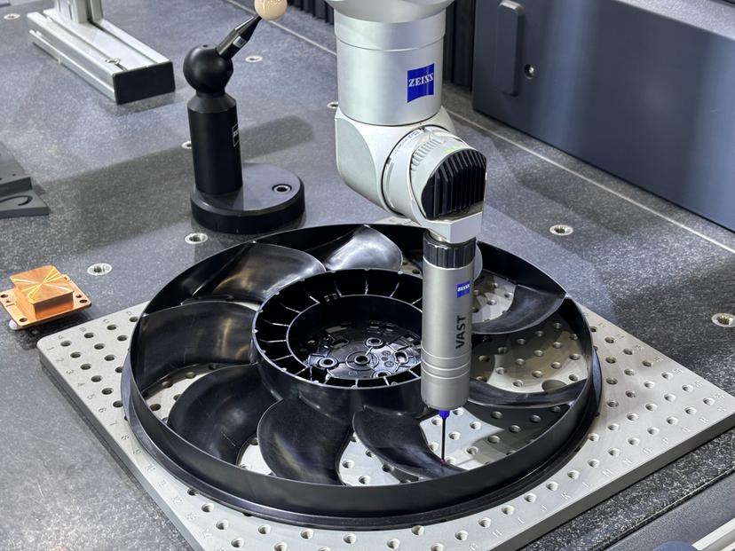 Zeiss e Leader CMM