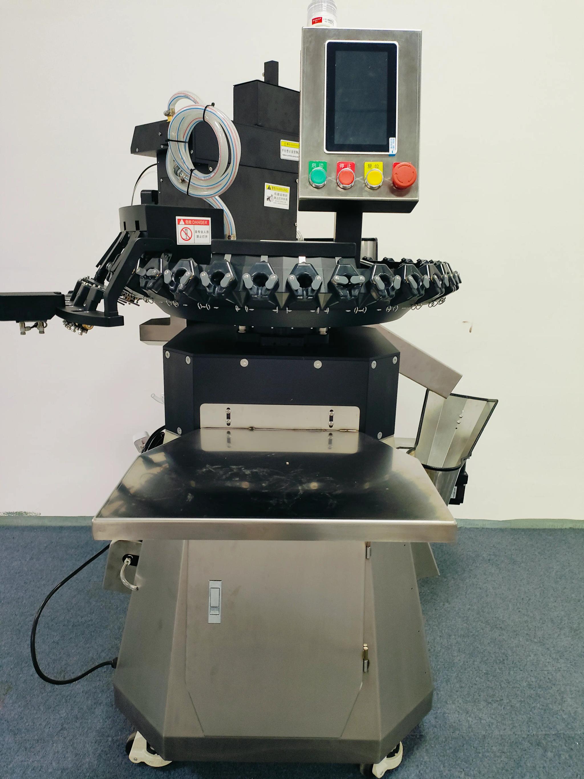 day-old-chick-debeaking-machine-production-morning